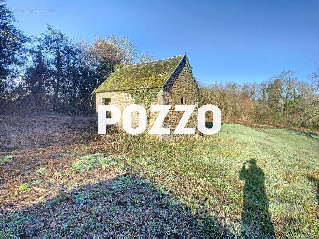 Maison à COULOUVRAY-BOISBENATRE