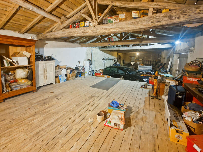 Maison à vendre 6 pièces Proche SAINT JEAN D'ANGELY (17) - photo 14