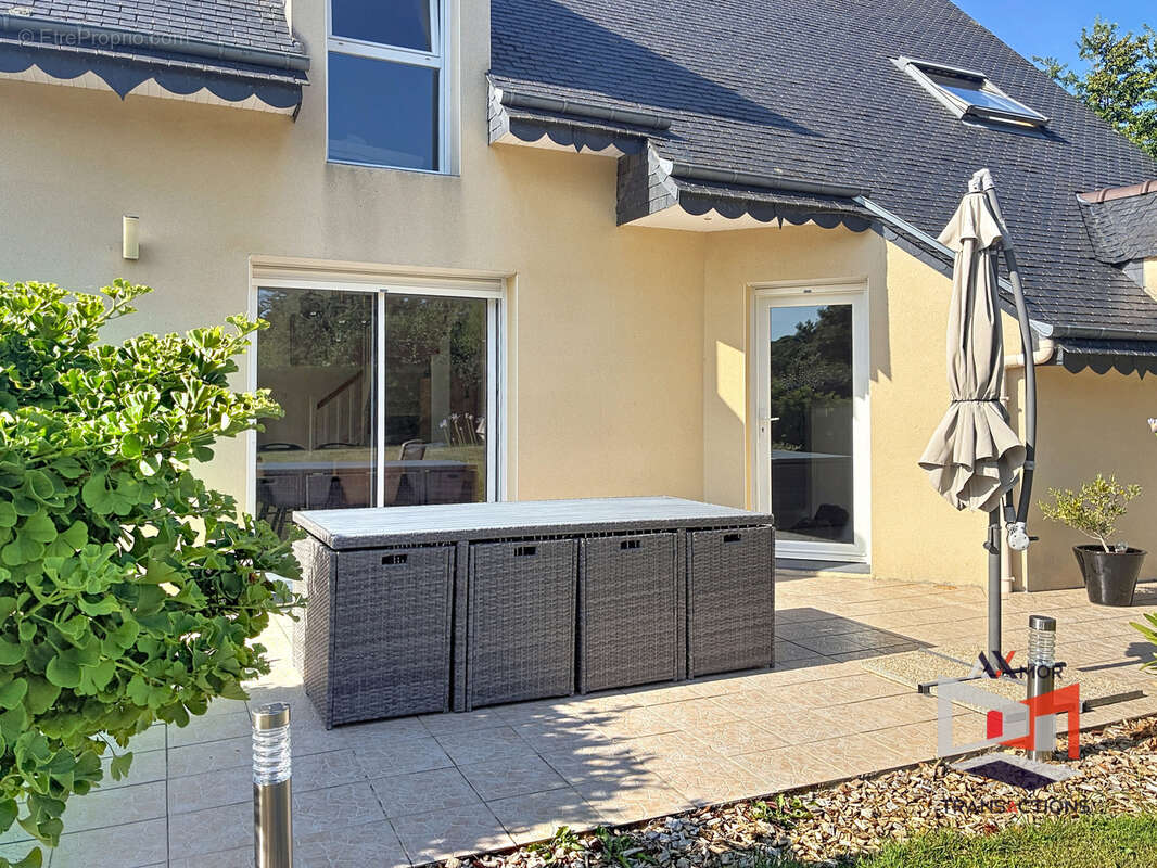 PLOUBEZRE : Maison familiale, 4 chambres, environnement très calme, aucun travaux - photo 3