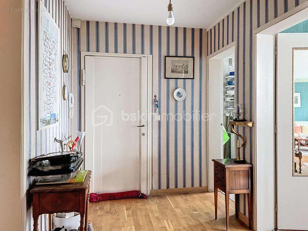 Appartement lumineux de plus de 100 m2 en centre ville de Tourcoing - photo 5