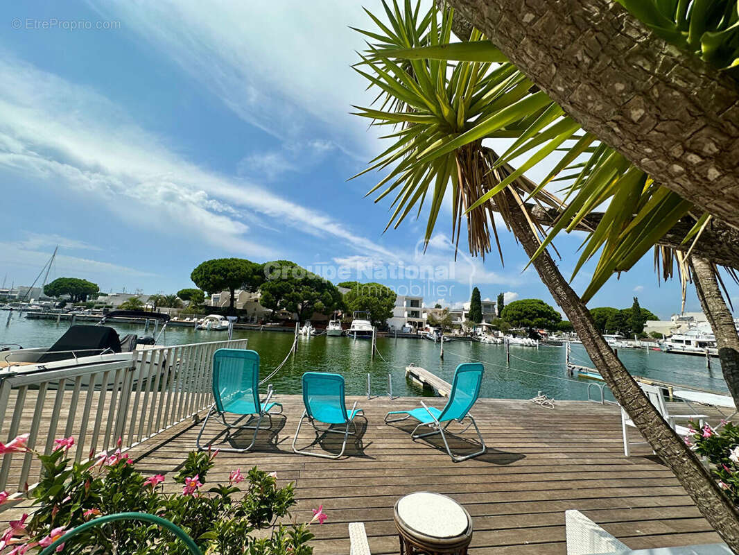 Marina d'exception en duplex appontement large - photo 4