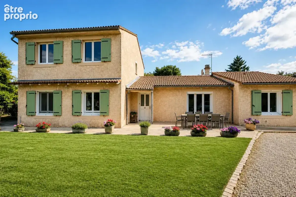 Maison de 8 pièces de 170 m² à Chamaret - photo 2