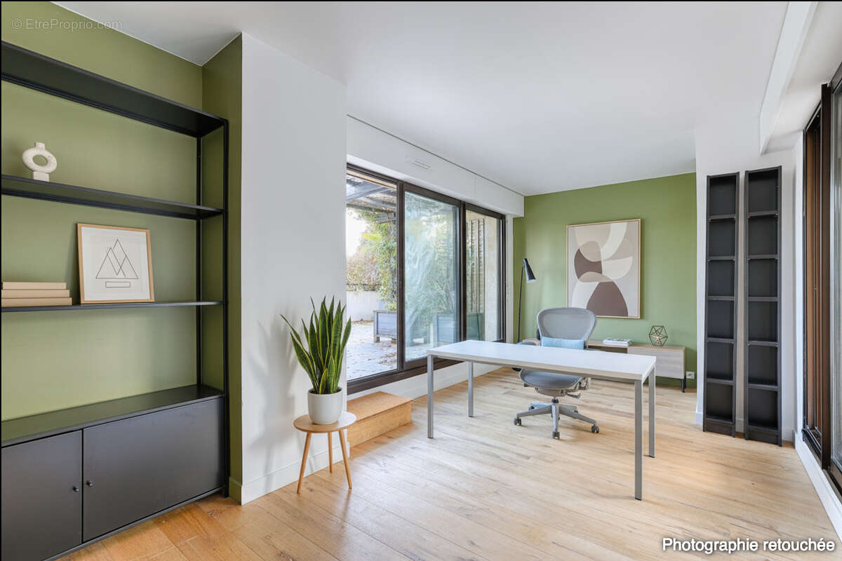 Appartement à LEVALLOIS-PERRET