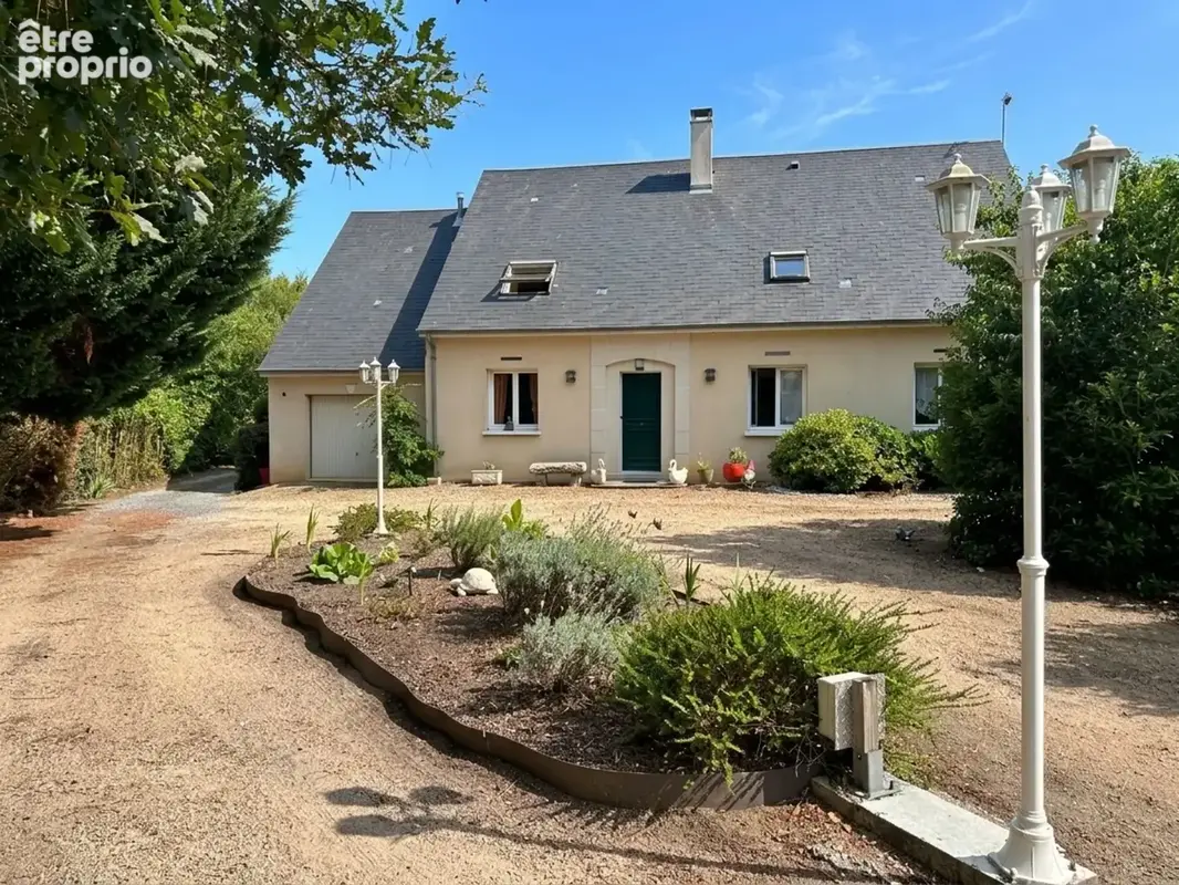 Magnifique maison familiale de 225 m², 6 chambres avec piscine et pinède à Guécélard – DPE B - photo 4