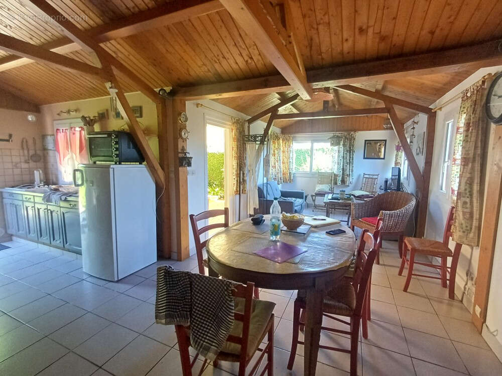 Terrain à SAINT-GEORGES-DE-LA-RIVIERE