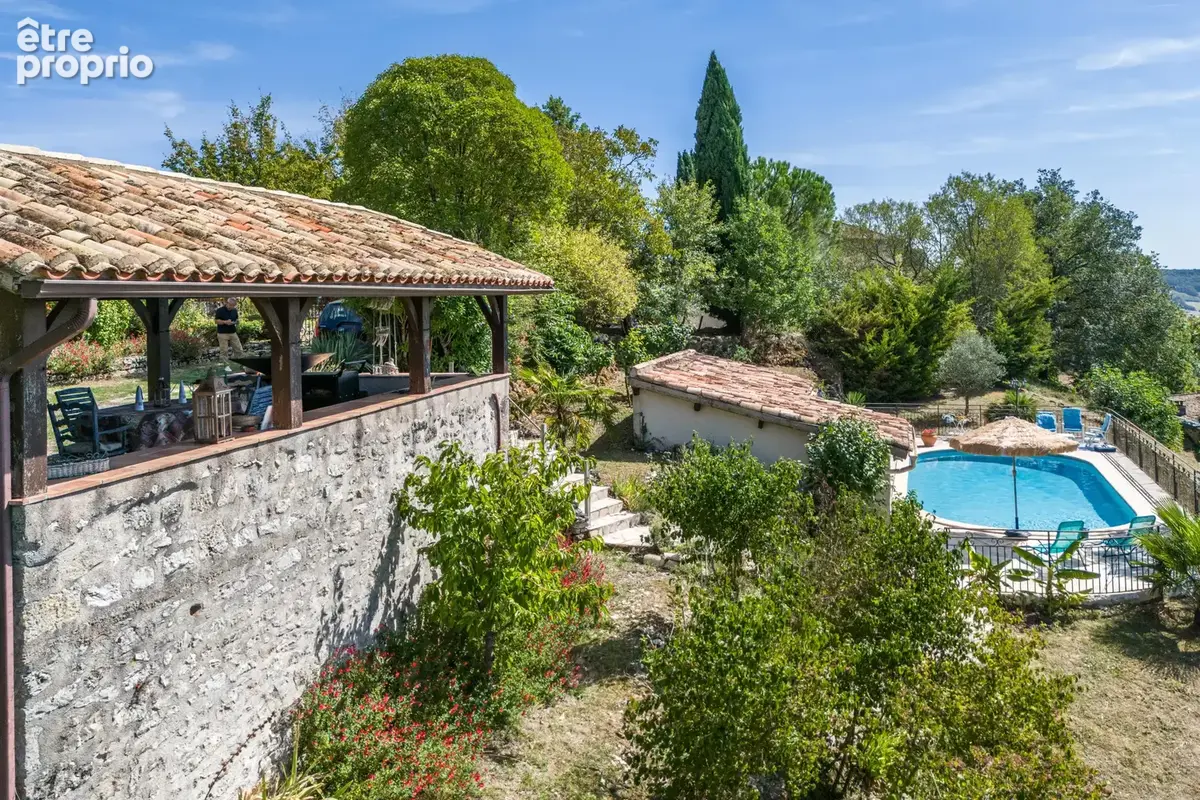 Maison de campagne avec piscine, annexe, dépendances et garage - photo 43