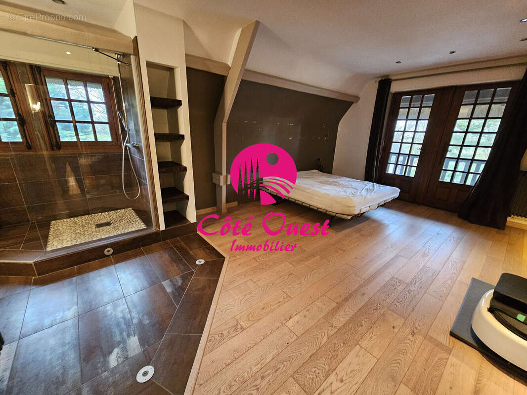 Maison à CAUVILLE-SUR-MER