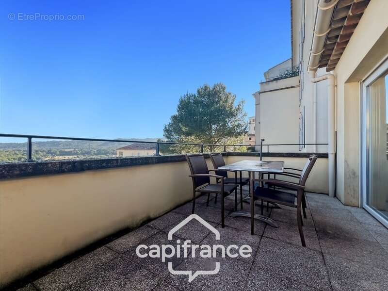 Appartement à MALLEMORT