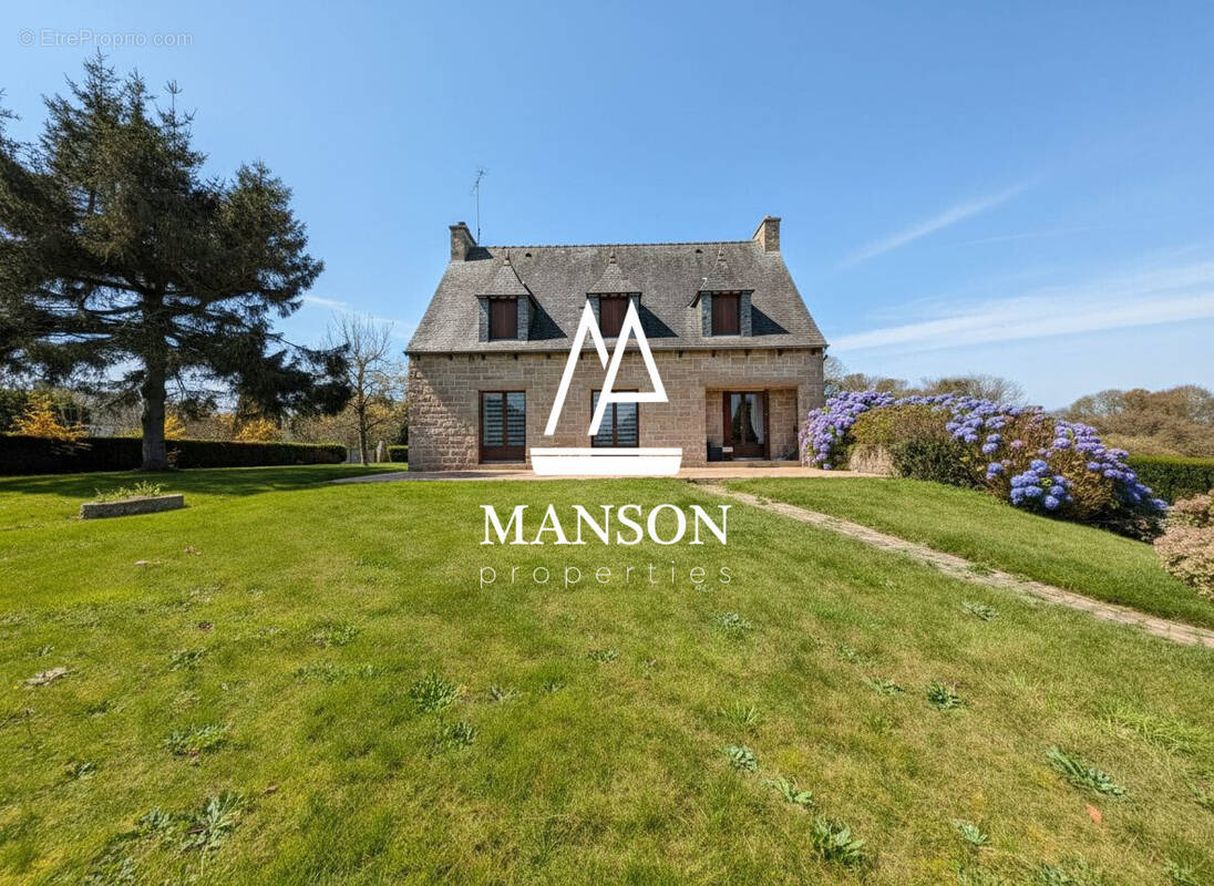 Maison à LE VIEUX-MARCHE