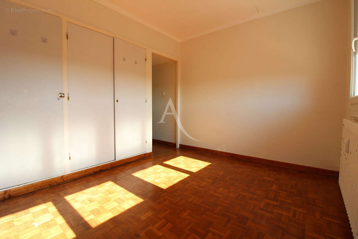 Appartement à CHATENOY-LE-ROYAL