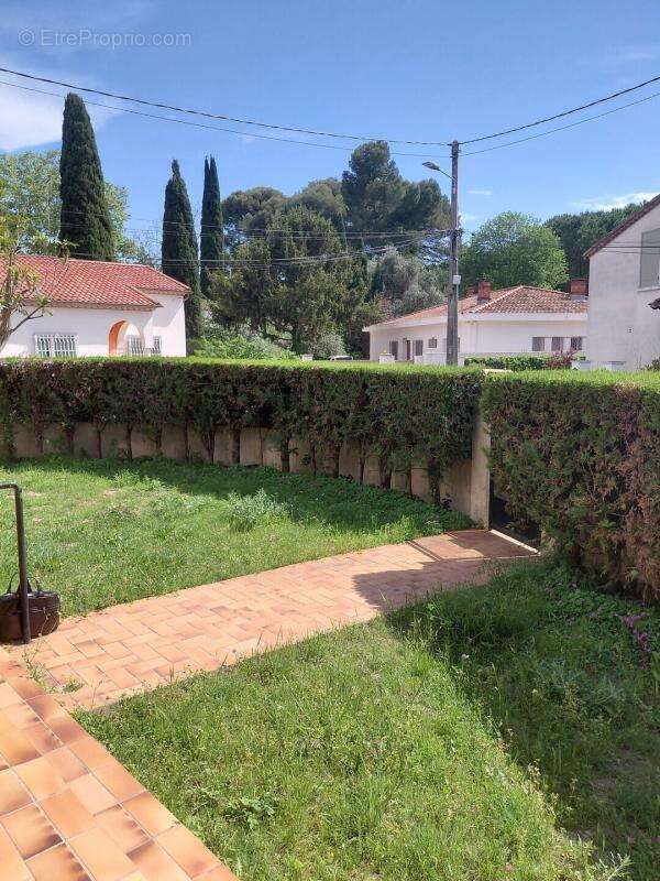 Villa plain pied  103 m² hab + garage sur 397 m² de terrain - photo 15
