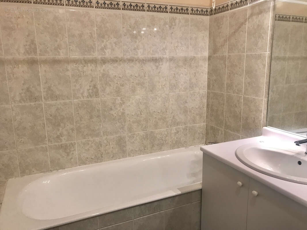 Appartement à SAINT-FARGEAU-PONTHIERRY