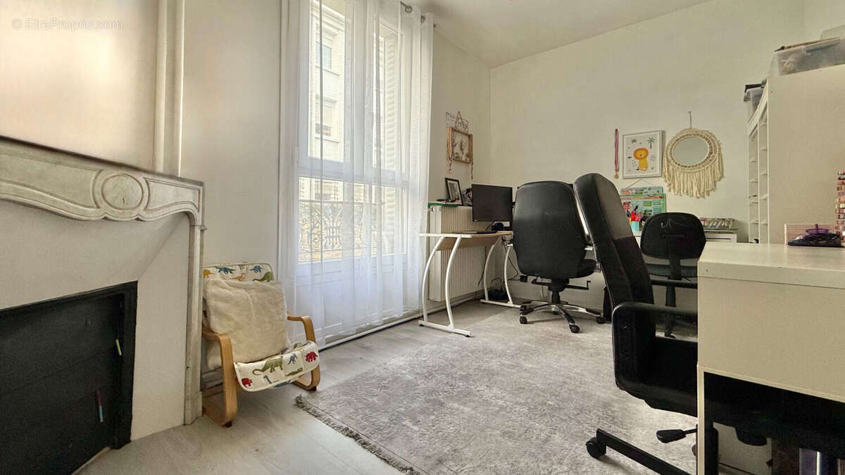 Maison à CORBEIL-ESSONNES