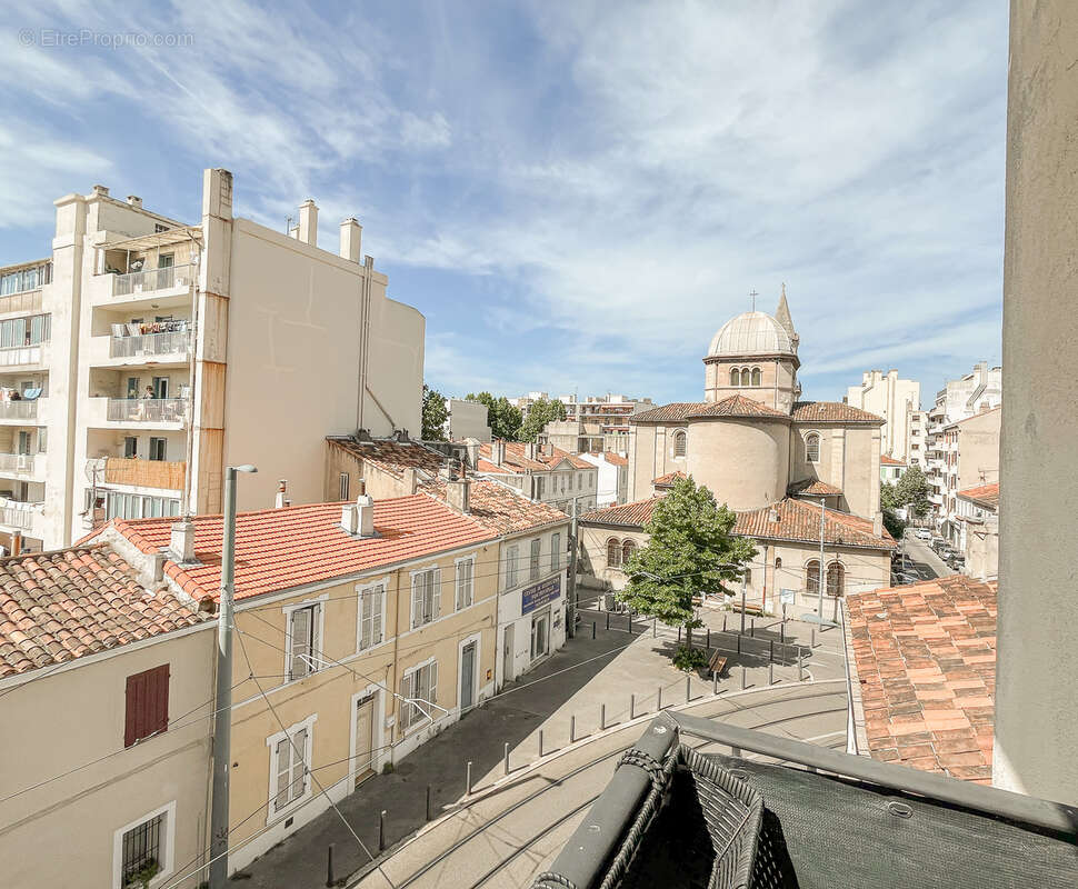 Appartement à MARSEILLE-5E