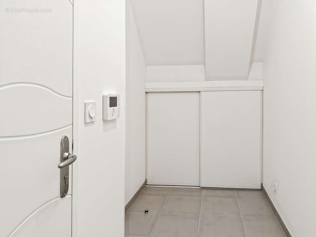 Pornic - proche port a pied - appartement récent - 2 chambres - 1 balcon - parking privatif - photo 8