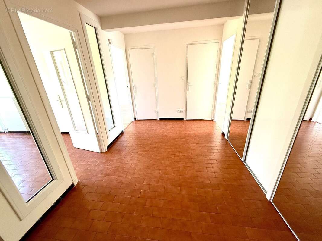 Appartement à MEYLAN