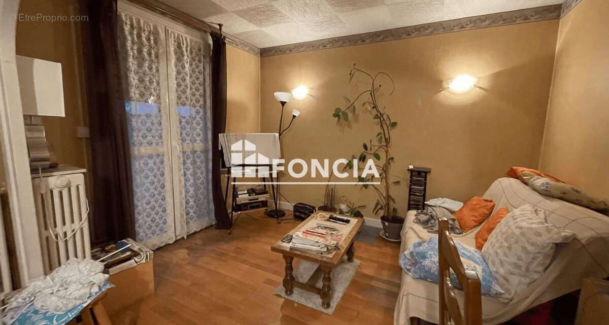 Appartement à SAINT-ETIENNE