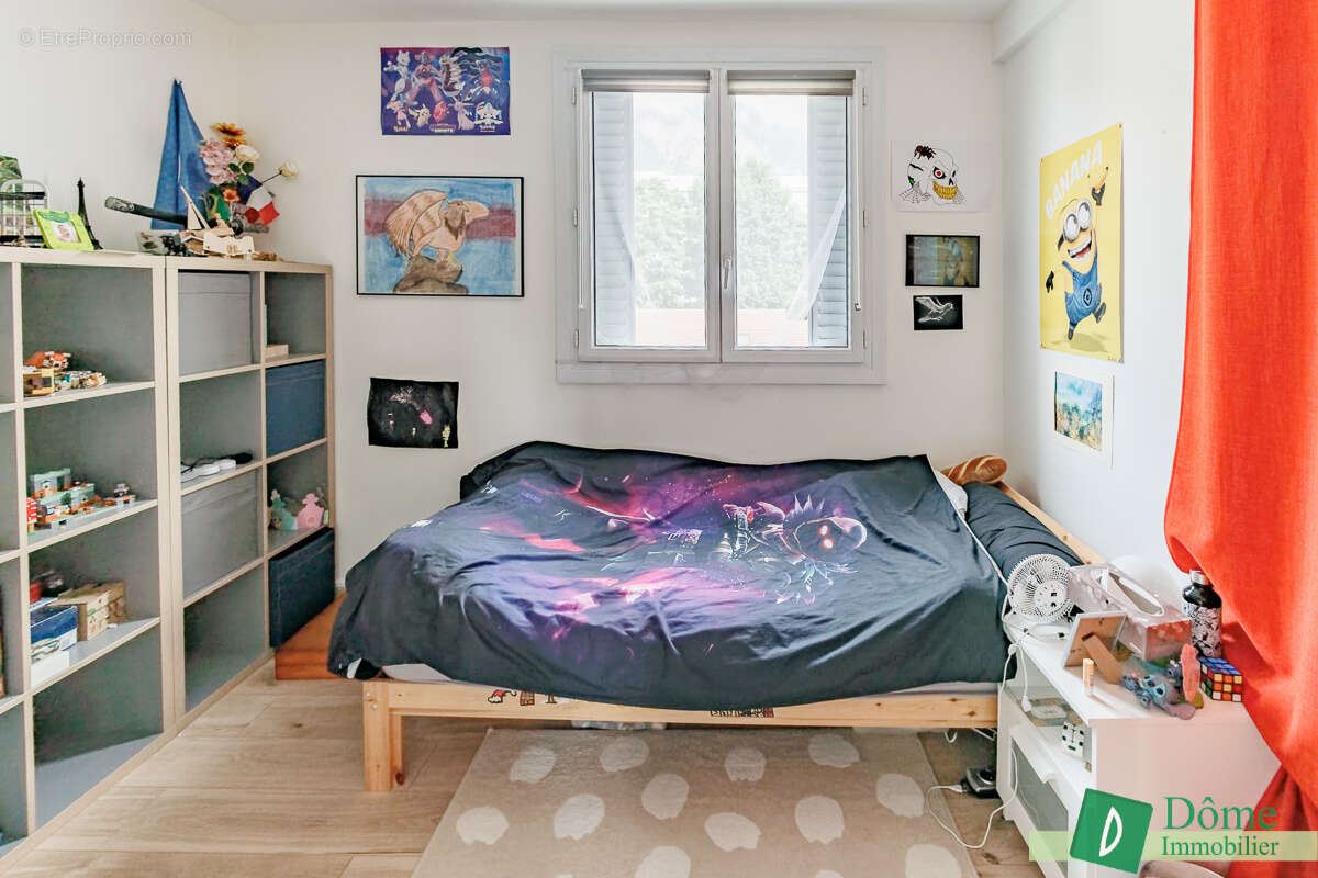 Appartement à MEYLAN