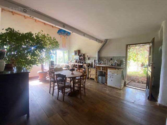 Seillans- Authentique maison de campagne, conforme moderne et panorama d'exception - photo 4