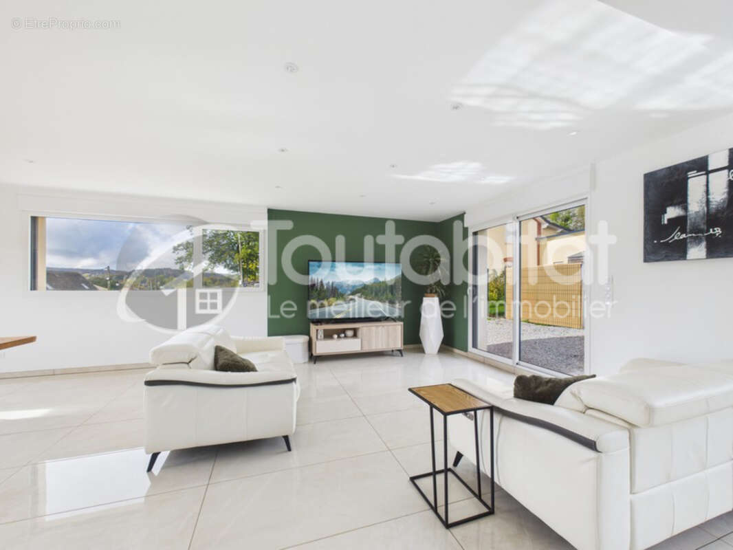 Maison à CHARLEVILLE-MEZIERES