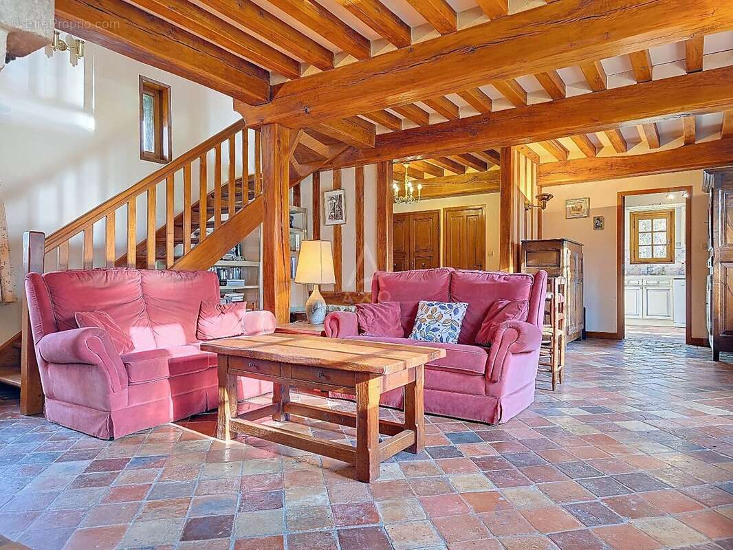 Maison à PONT-L'EVEQUE