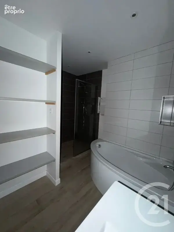 Maison 152 m² à Roiffieux  - photo 6