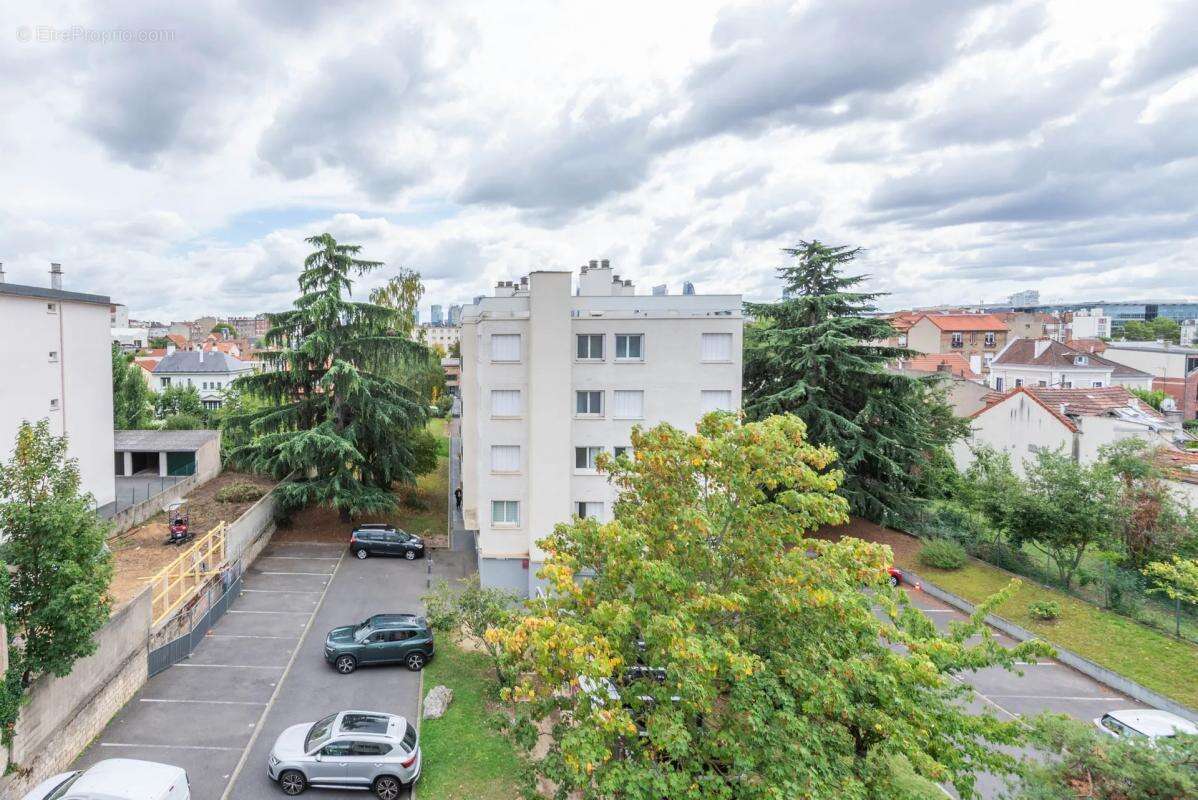 Appartement à COLOMBES