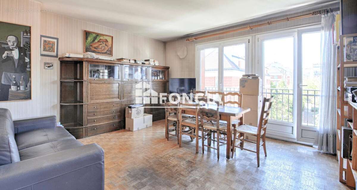 Appartement à PARIS-12E