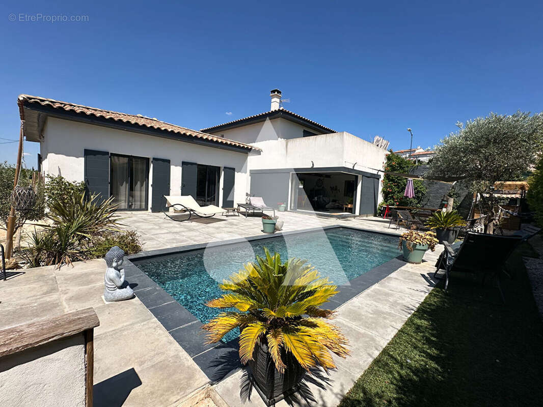 Maison à SAINT-MAXIMIN-LA-SAINTE-BAUME