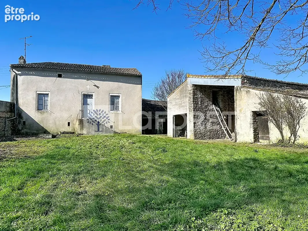 Maison à Saint Loup Lamairé - photo 2