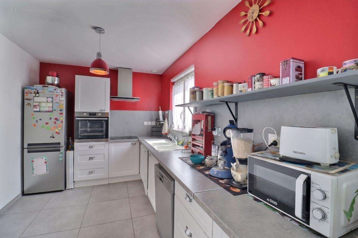 En exclusivité - maison 4 pièces de 2015 sur la commune de groslée saint-benoît (01300) - photo 4
