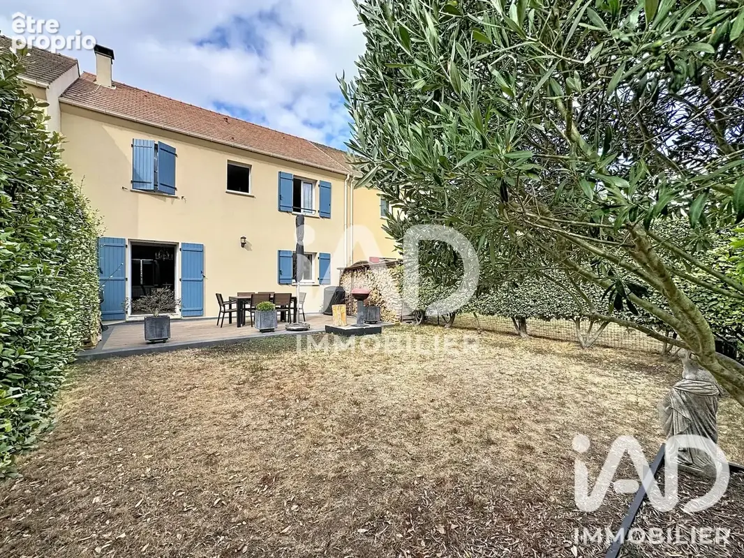 Photo 1 - Maison à VERT-LE-PETIT