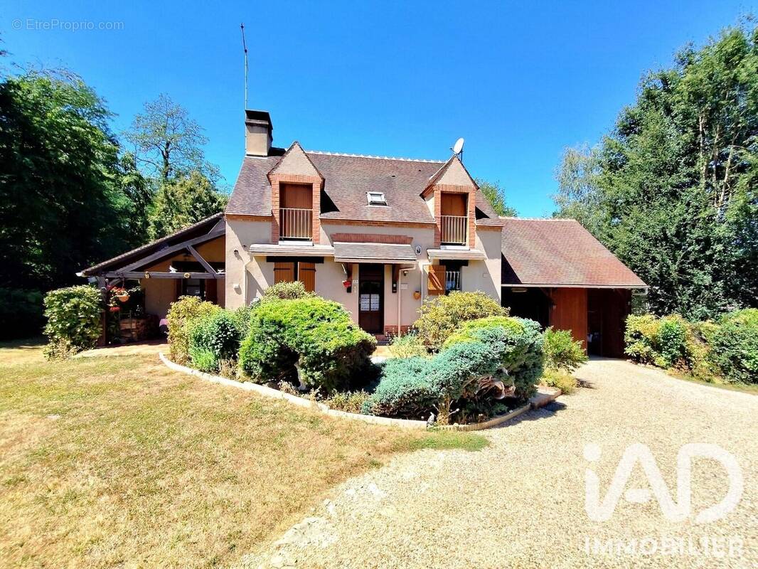 Photo 1 - Maison à CHATEAU-RENARD