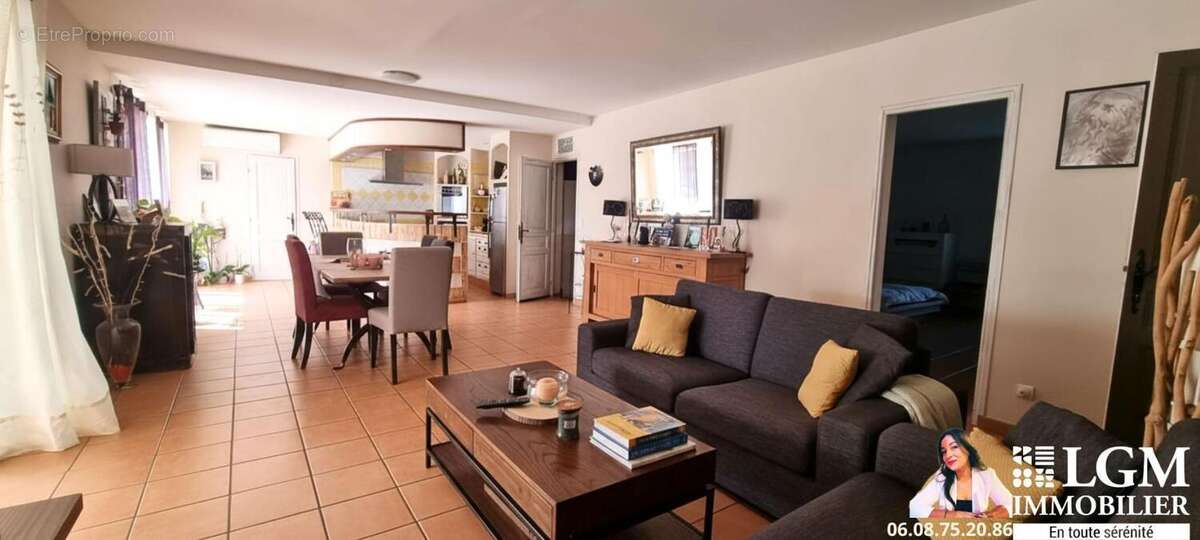 Maison à SAINT-CANNAT