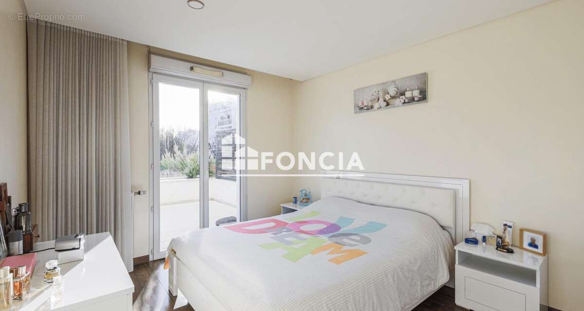 Appartement à SAINT-MARTIN-D&#039;HERES