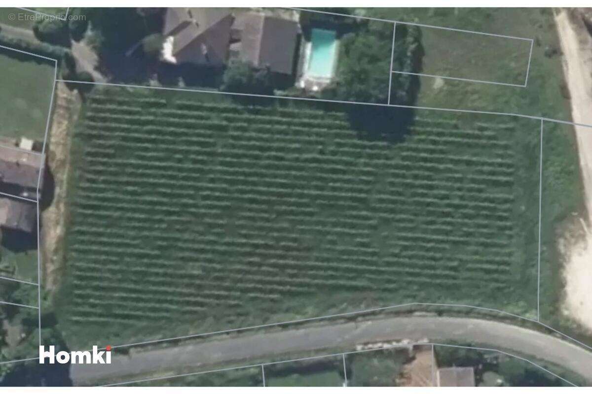 Terrain à CASTILLON-LA-BATAILLE