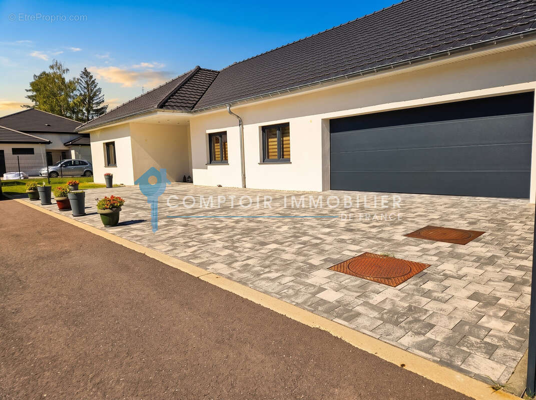 VILLA INDIVIDUELLE  terrasse piscine terrain clos. - photo 30