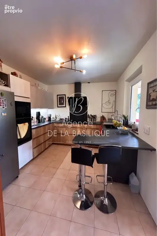 Maison 5 pièces 140 m² à vendre à Brue-Auriac (83119) - photo 4