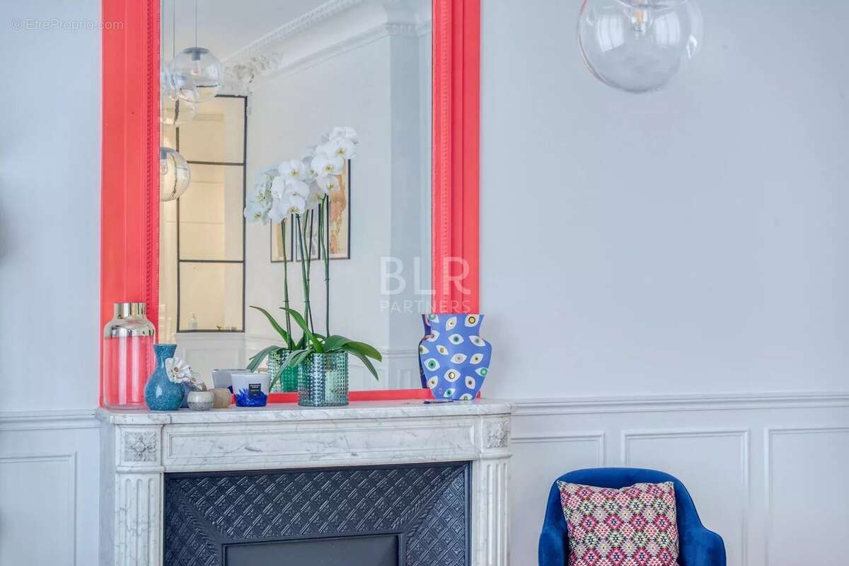 Appartement à NEUILLY-SUR-SEINE