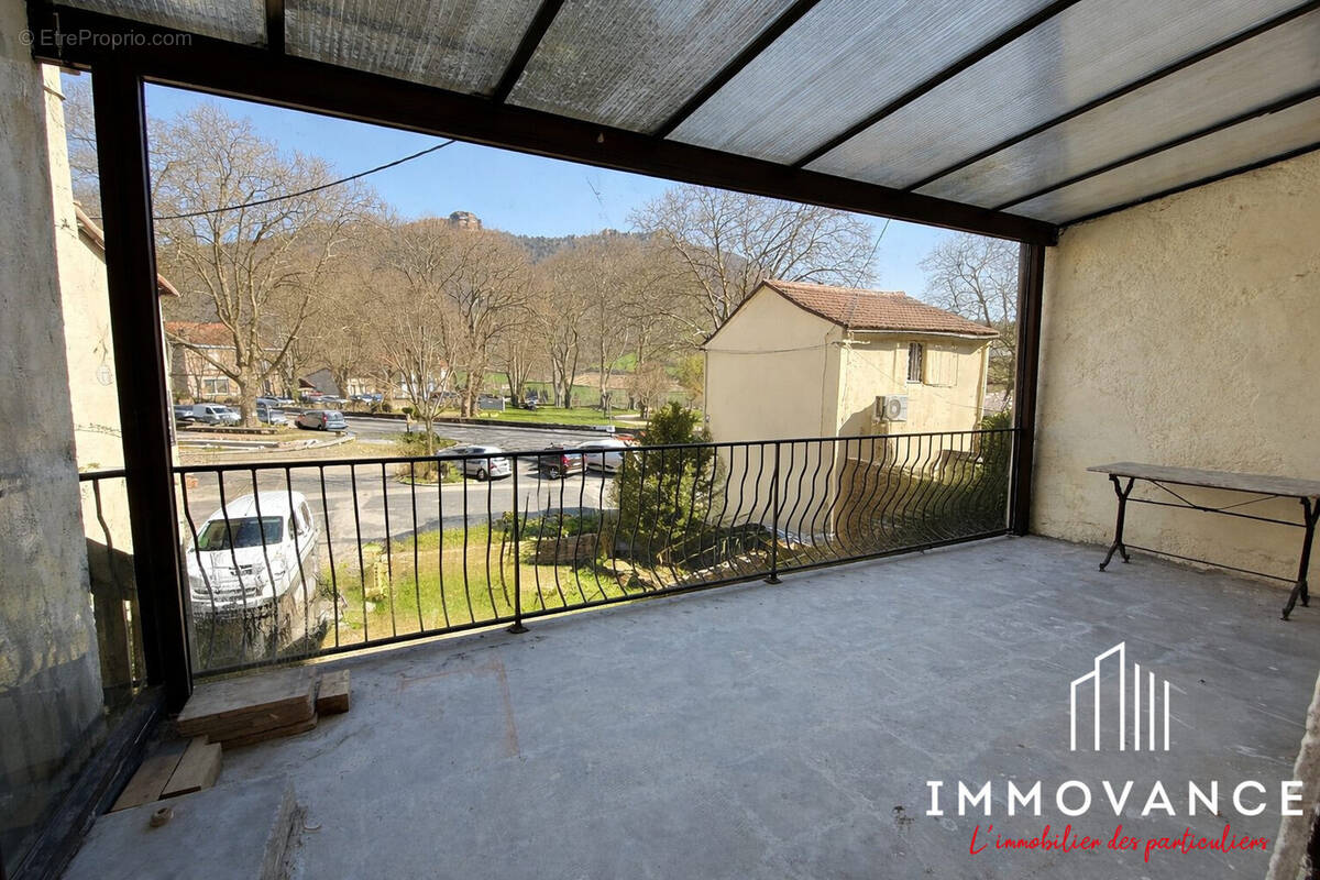 Appartement à NANT