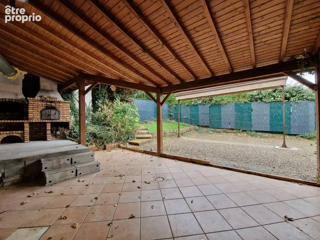Immeuble à ORLIÉNAS - photo 16