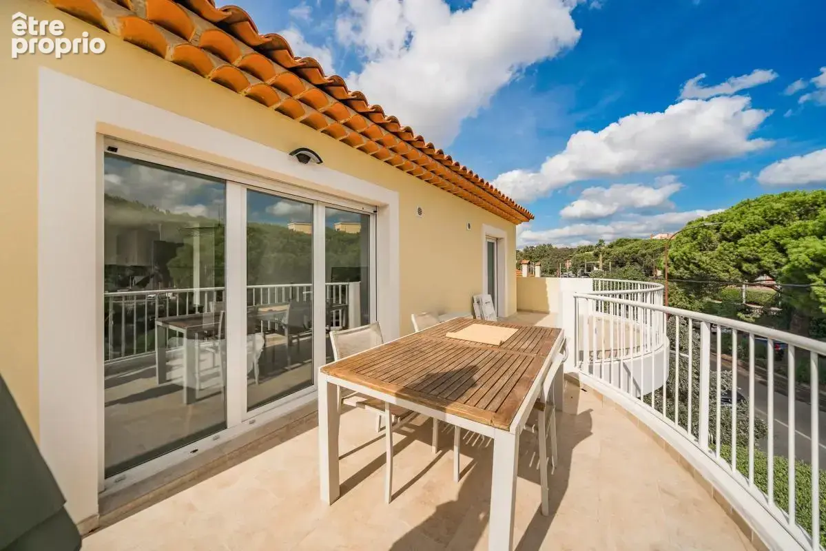 Photo Appartement à Frejus au prix de 299 000€