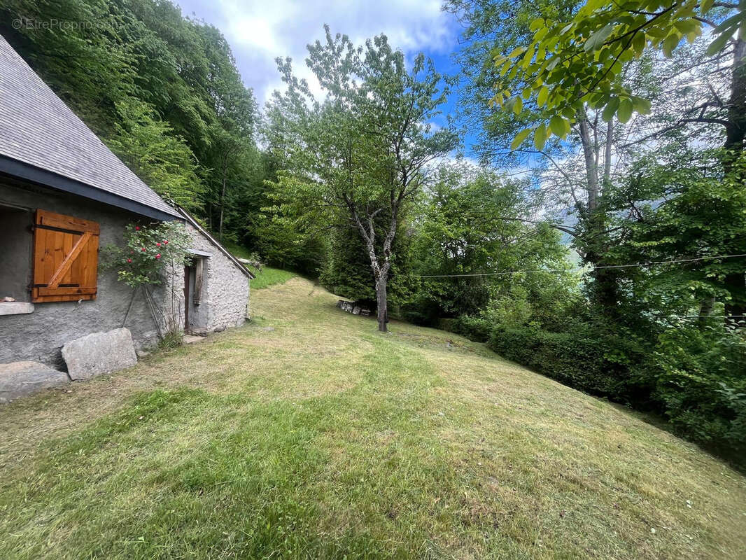 Maison à SAZOS