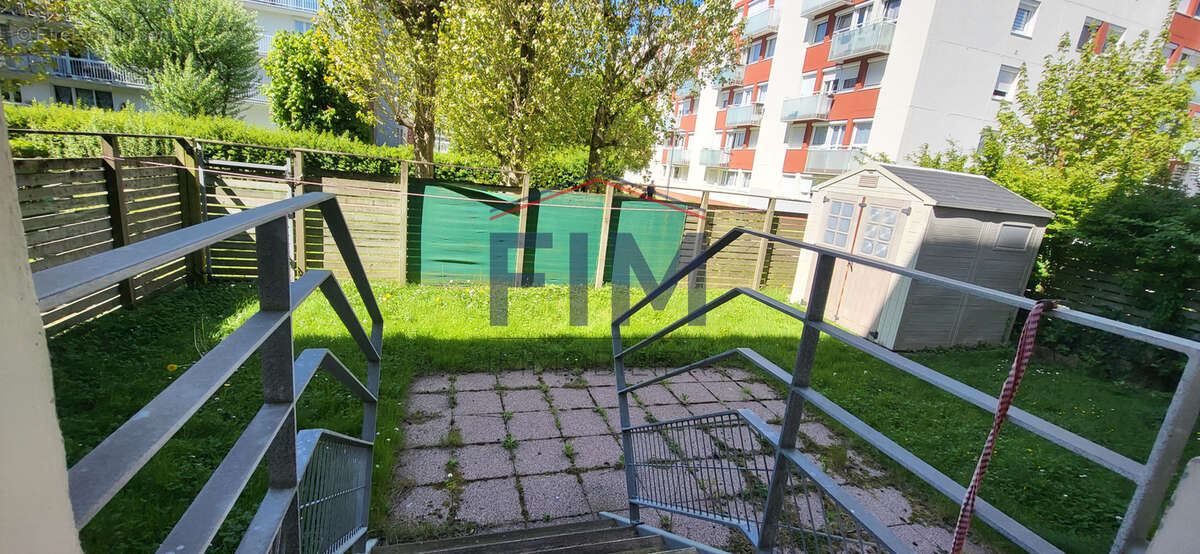 Appartement à GREGES