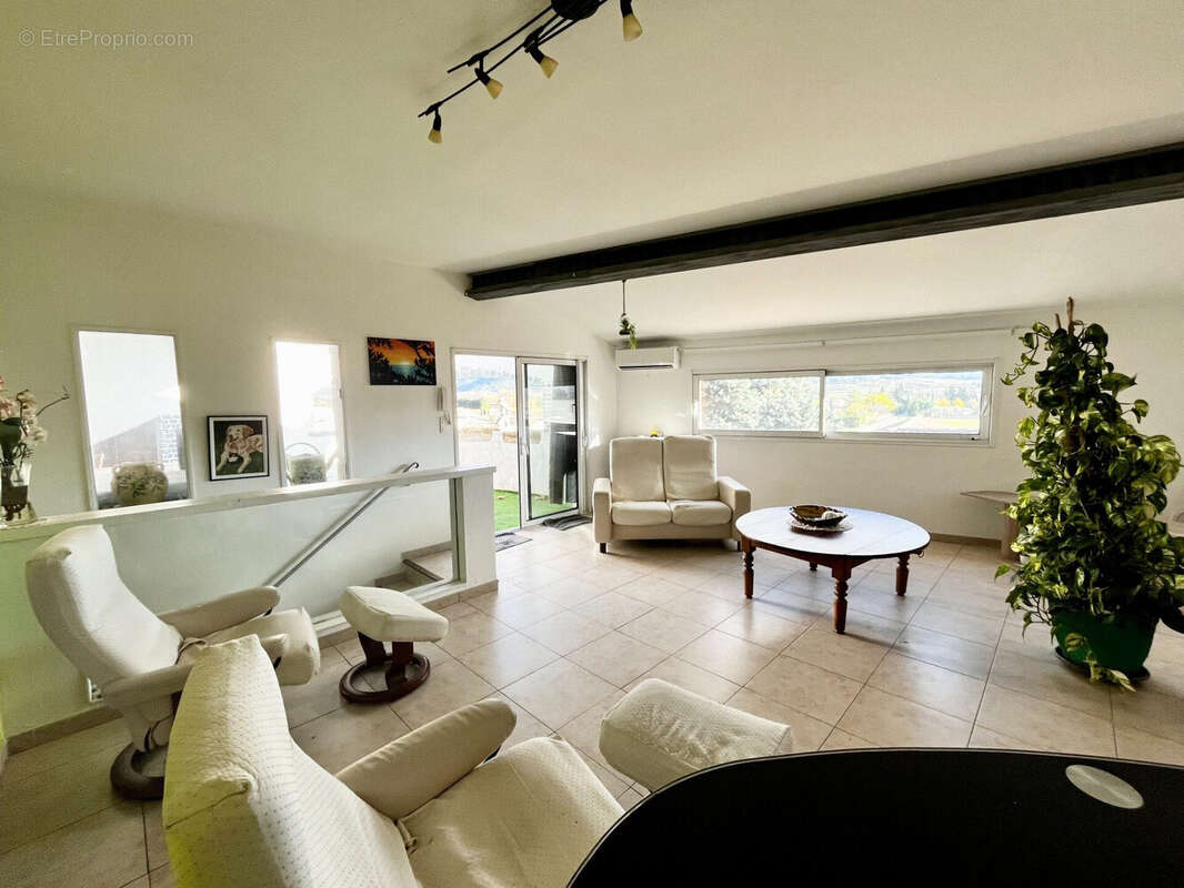 Maison 191 m² à Saint-Maurice-Sur-Eygues  - photo 3
