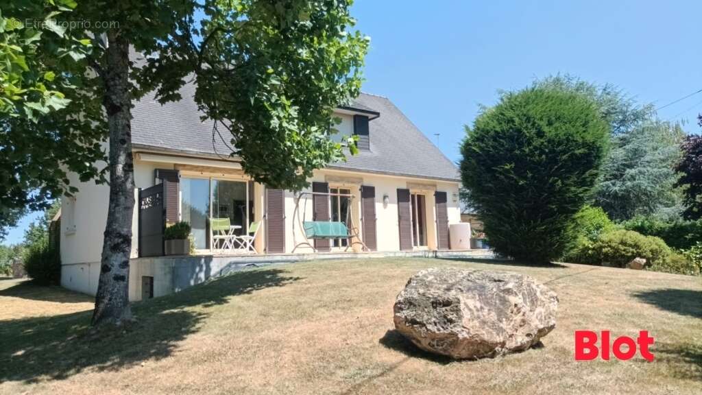 Maison à ERBREE