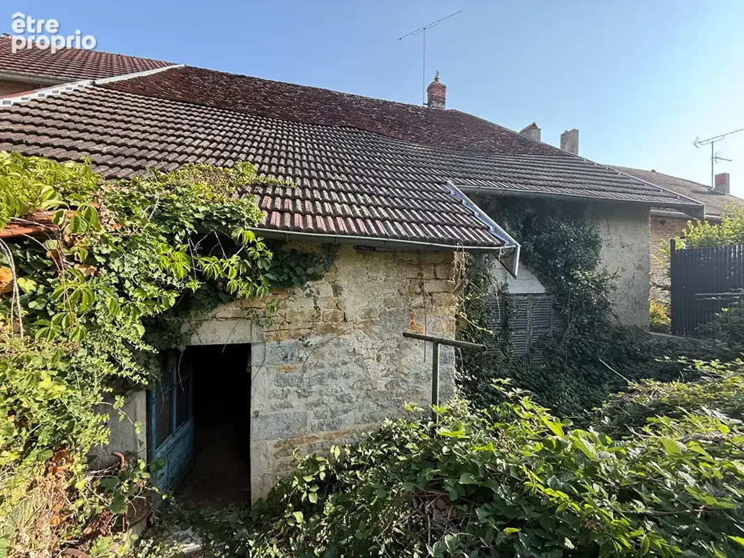 Maison de village à réhabiliter - photo 4