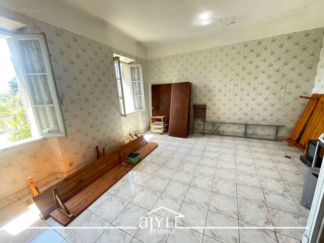 Maison à MARSEILLE-14E