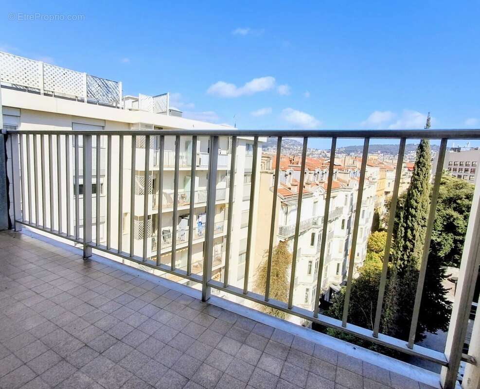 Appartement à NICE