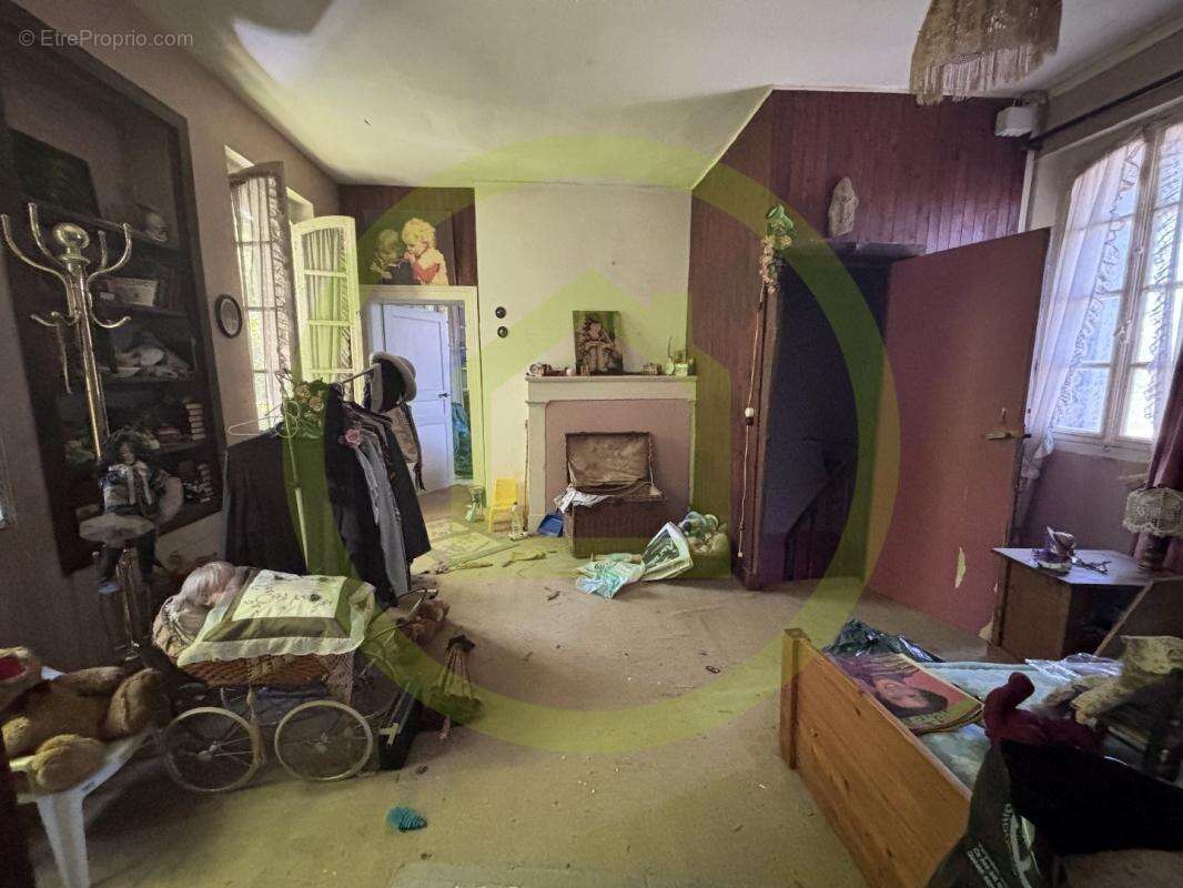 Maison à LAVAVEIX-LES-MINES